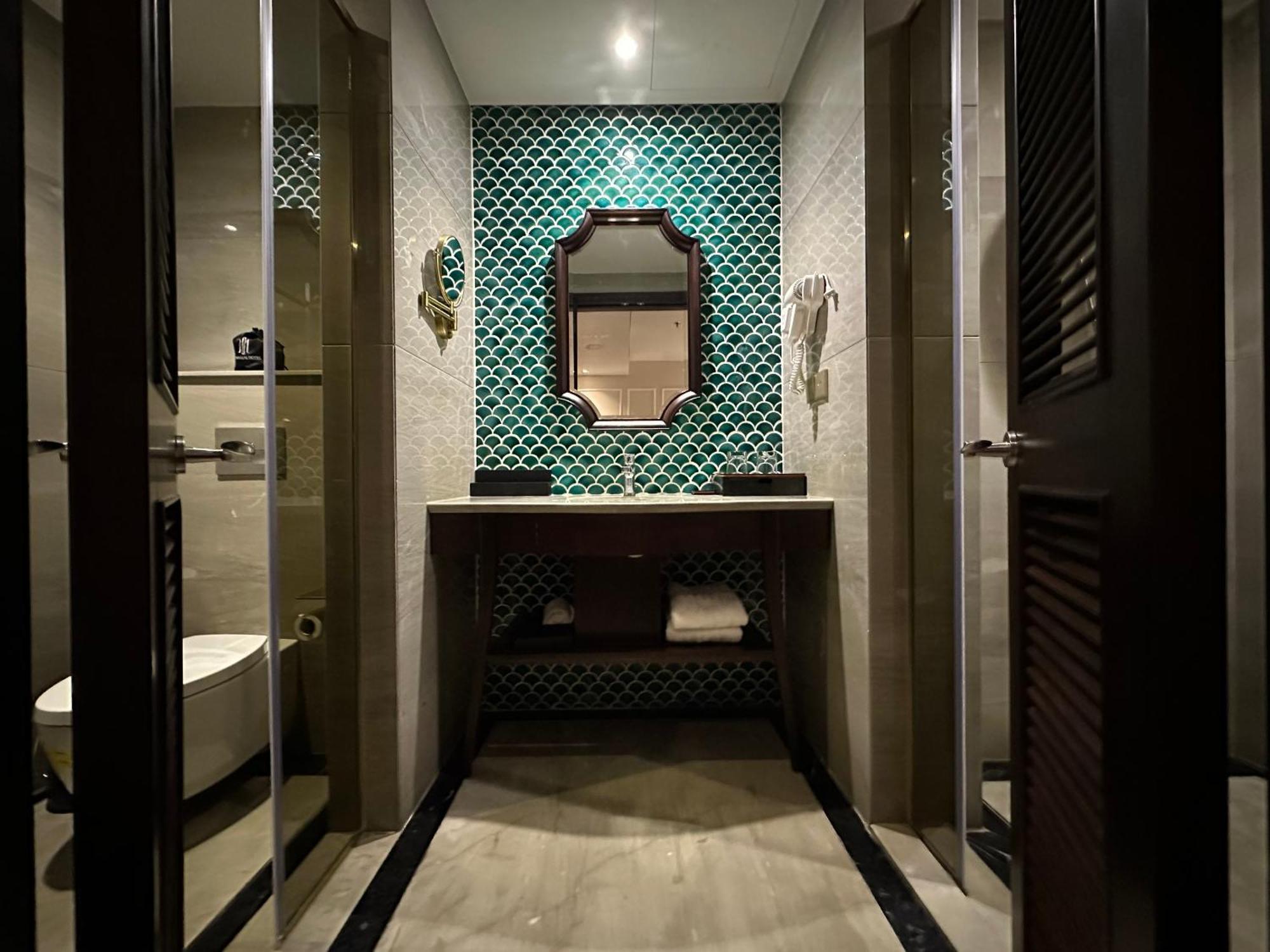 Gm Premium Hotel Hanoi Exteriör bild